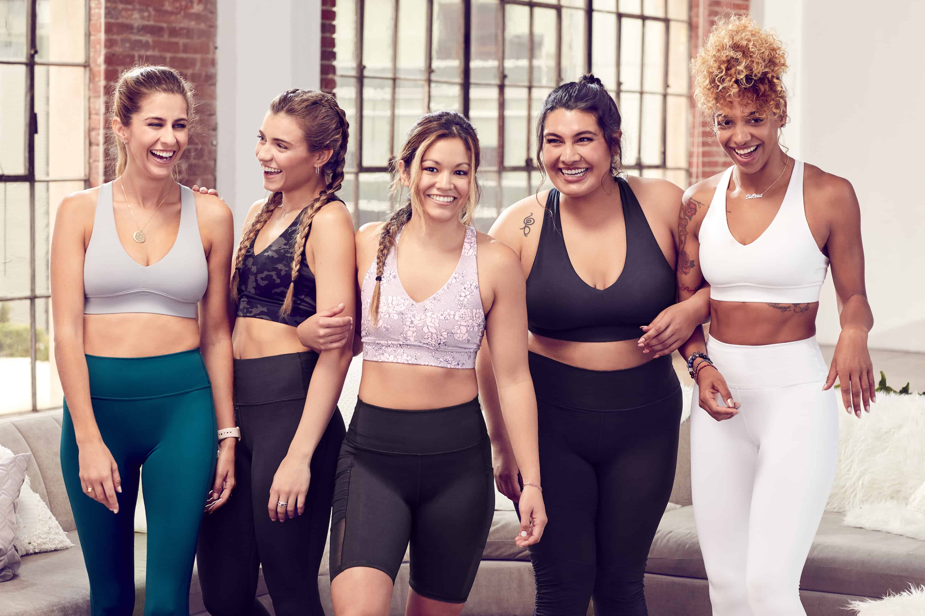 Fabletics Reviews: Get All The Details At Hello Subscription!