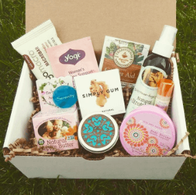 Mama-Baby Box Reviews: Get All The Details At Hello Subscription!