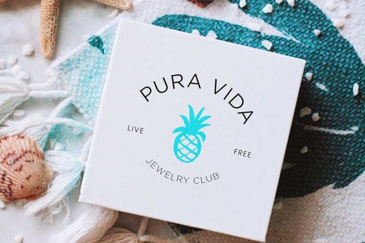 Jewelry & Accessories Subscription Boxes Hello Subscription