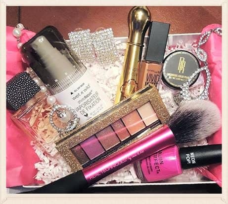 BEAT! Beauty Box Reviews: Get All The Details At Hello Subscription!