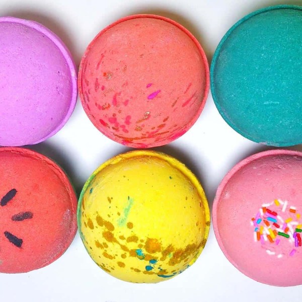 Naturally Vain Reviews: Get All The Details At Hello Subscription!