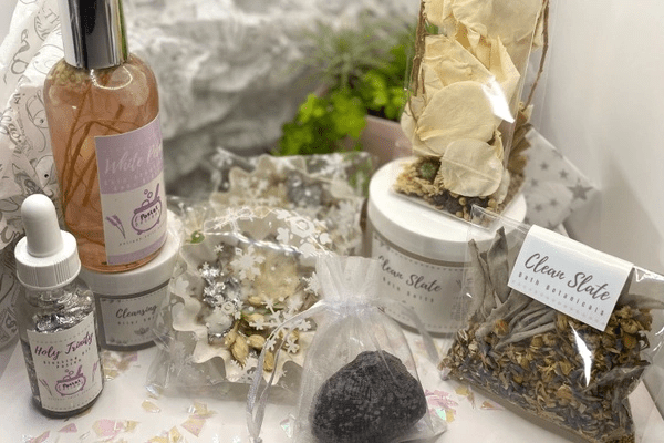 Pastel Potions Reviews: Get All The Details At Hello Subscription!