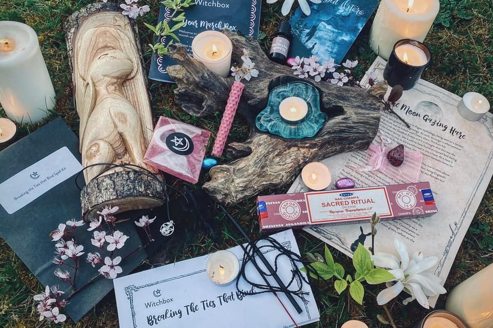 Wiccan & Pagan Subscription Boxes Hello Subscription
